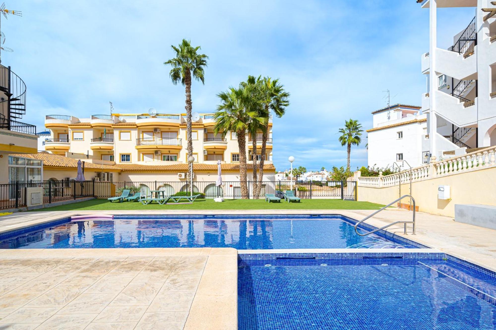 Villamartin Apartment. Excellent Location For Golfers, Cyclists And Hikers Exterior photo